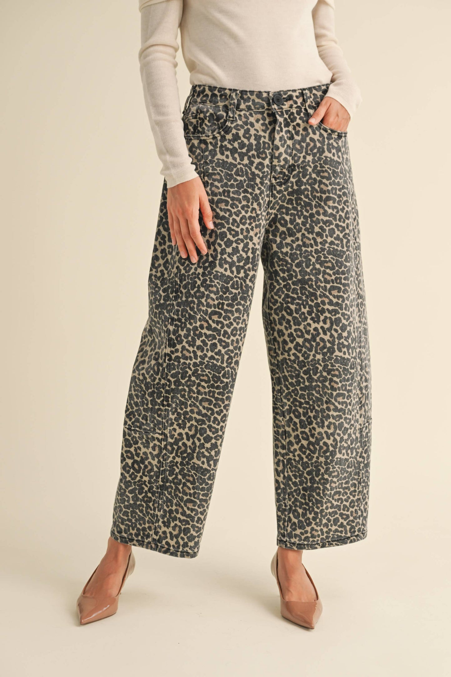 Print Barrel Leg Pants: Leopard