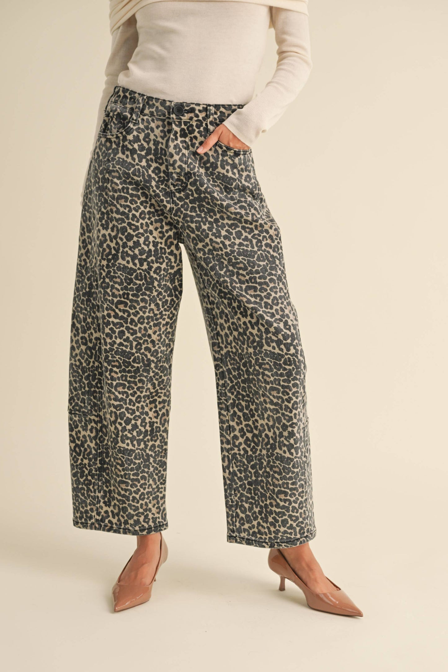 Print Barrel Leg Pants: Leopard