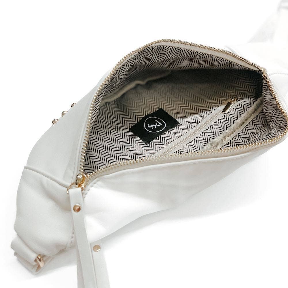 Sweet Talk Sling Bag: Cream