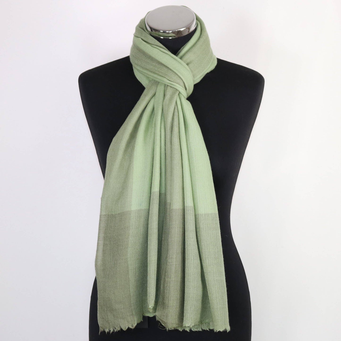 Lydia Cashmere Scarf: Green