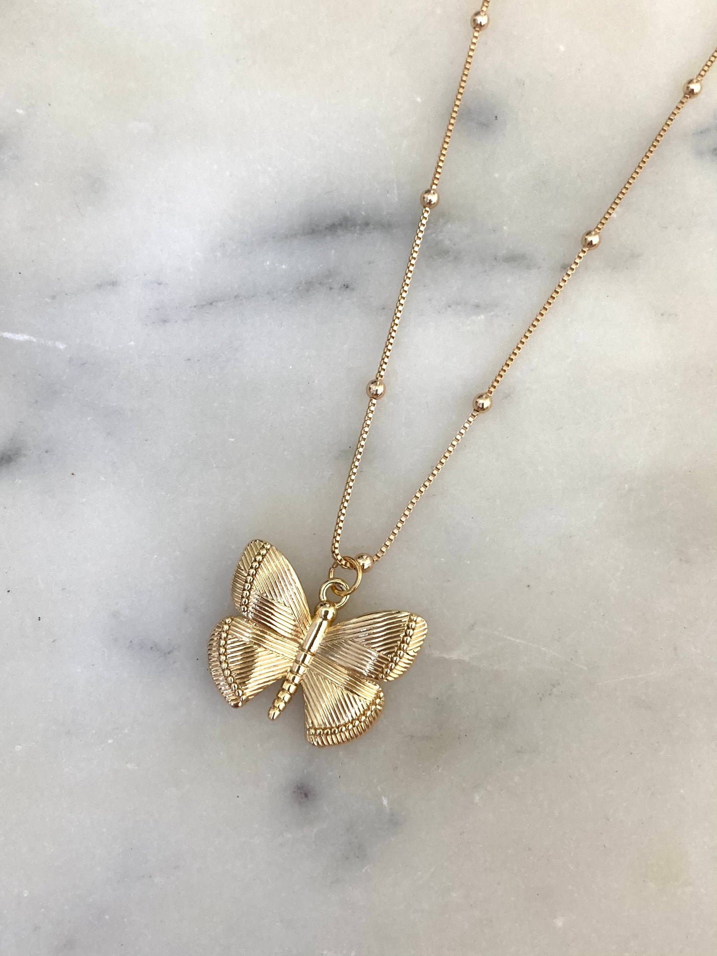 Gold butterfly pendant necklace monarch butterflies wings: Satellite Chain