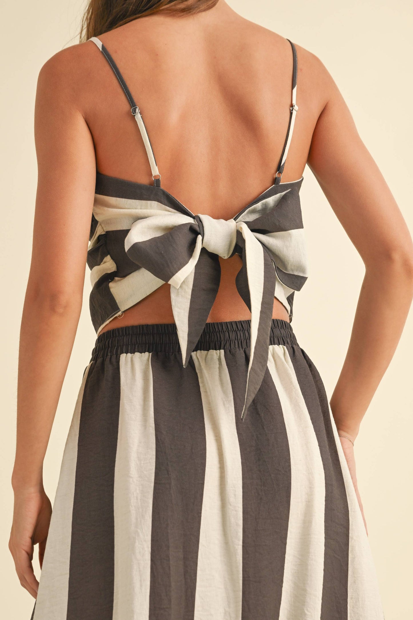 Wide Stripe Pattern Tied Shirt