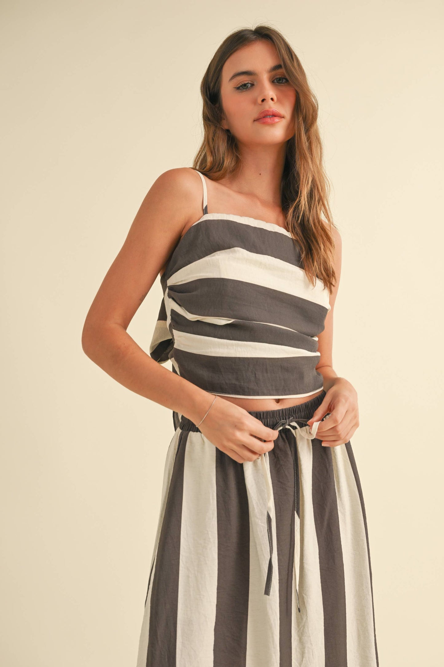 Wide Stripe Pattern Tied Shirt